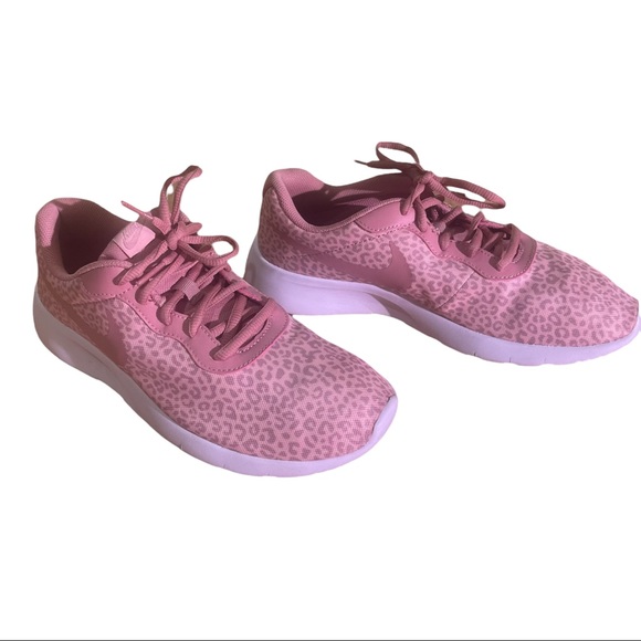 New, no box only tried at home but never used. Size 7Y ( youth) - Picture 3 of 7